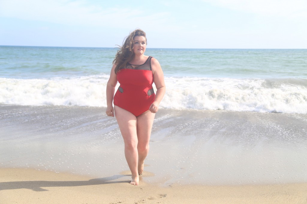 lovely in la plus size baywatch swimwear monifc bahia monokini top plus size blogger