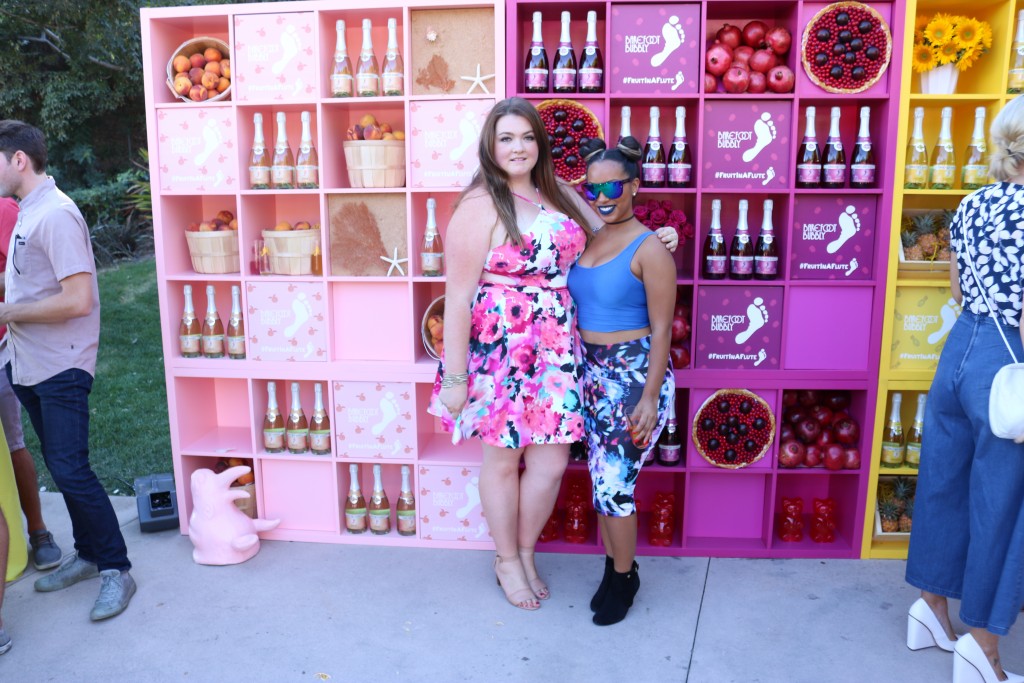 lovely in la barefoot bubbly event los angeles beverly hills plus size blogger lifestyle blogger debshop floral dress