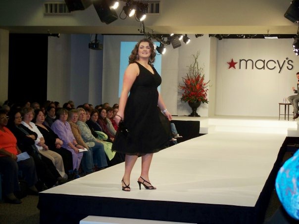 lovely in la macys runway show clinton kelly