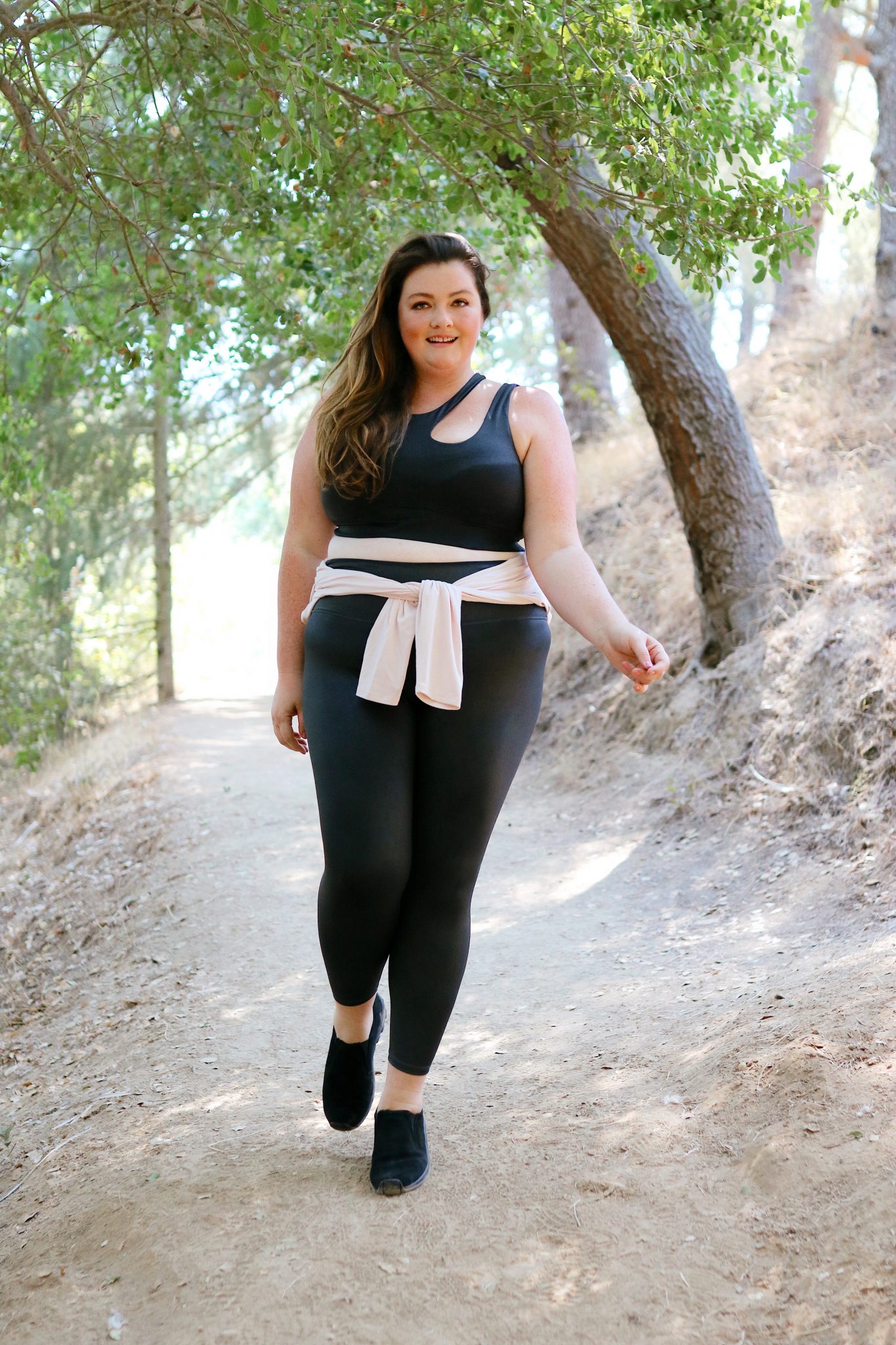 THE MOST COMFORTABLE, VERSATILE OUTDOOR SHOE THE JUNGLE MOC BY MERRELL