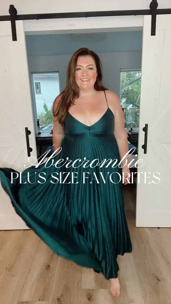 Plus Size Holiday Dresses From Abercrombie