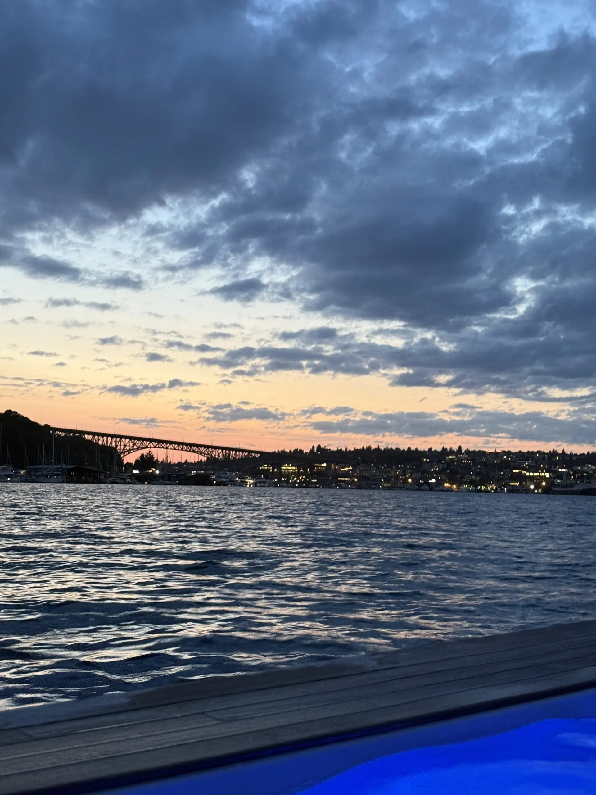 Hot Tub Boat rental Seattle